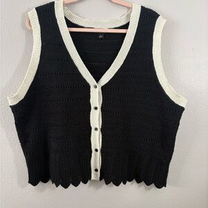 Black & Cream Knit Button-Front Women’s Sweater Vest